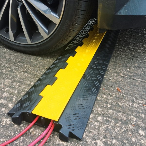 TRAFFIC-LINE Cable Ramp