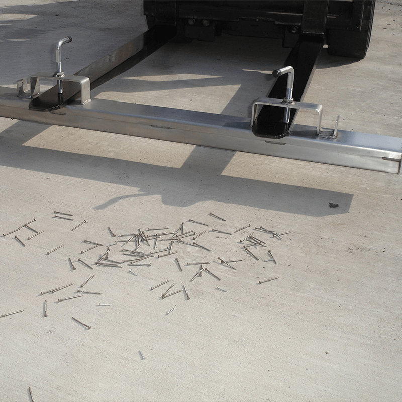 Fork Mounted Magnet